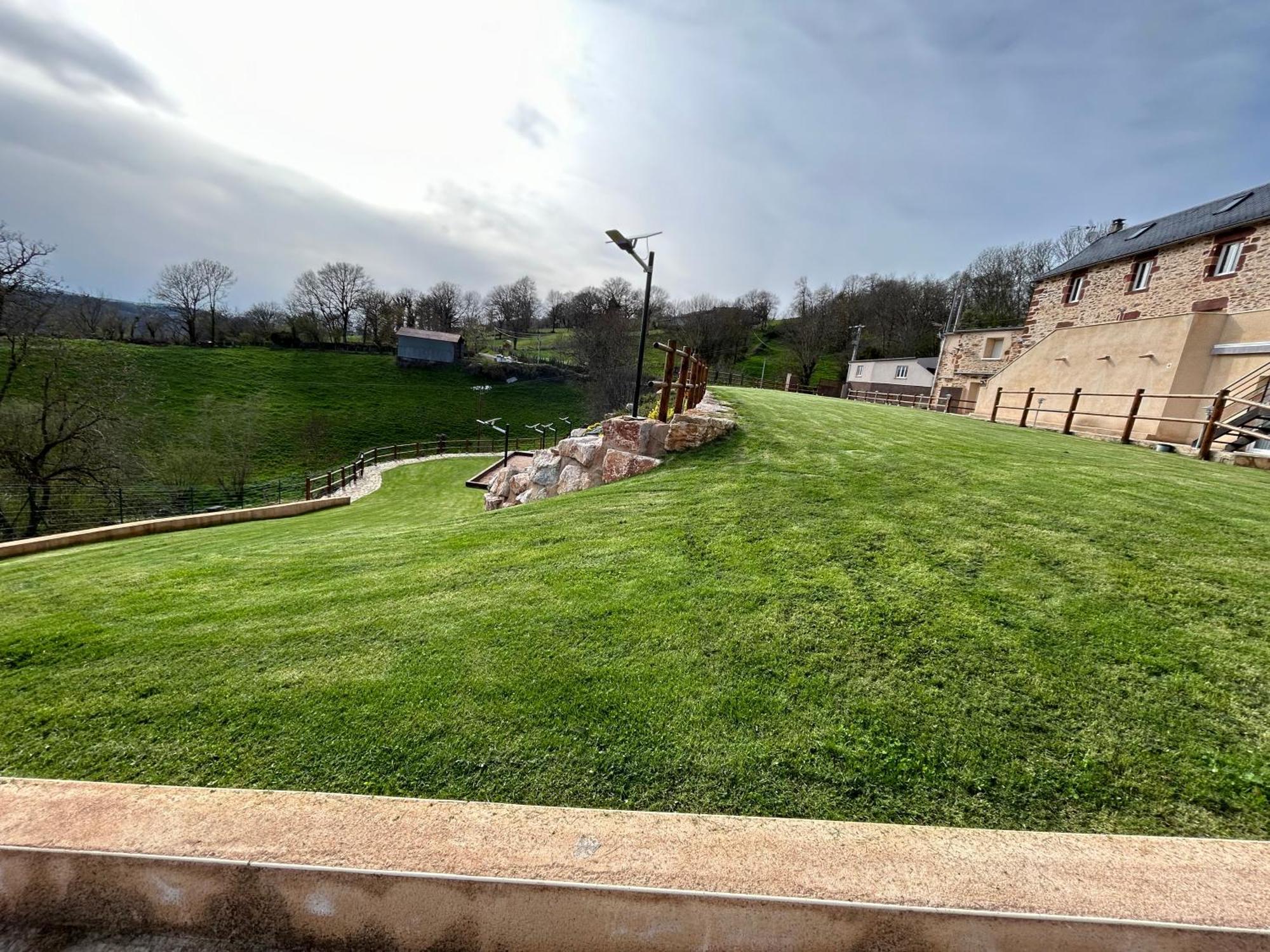 Le Domaine Du Bez Gite De Michel Piscine Sauna Hammam Spa Saint-Laurent-dʼOlt Екстериор снимка